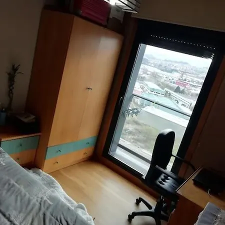 Apartment En Piso Compartido Cerca De Playa De Samil Vigo