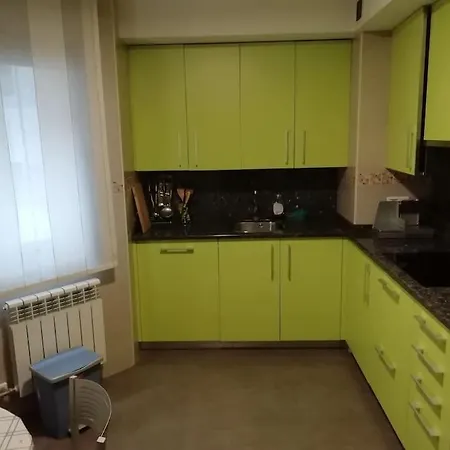 Apartment En Piso Compartido Cerca De Playa De Samil Vigo