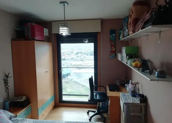 En Piso Compartido Y Wc Compartido Cerca De Playa De Samil * Vigo